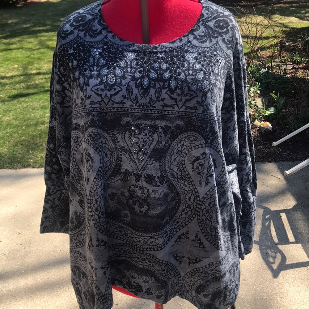 Black-Grey knit Dolman top-by Bleu